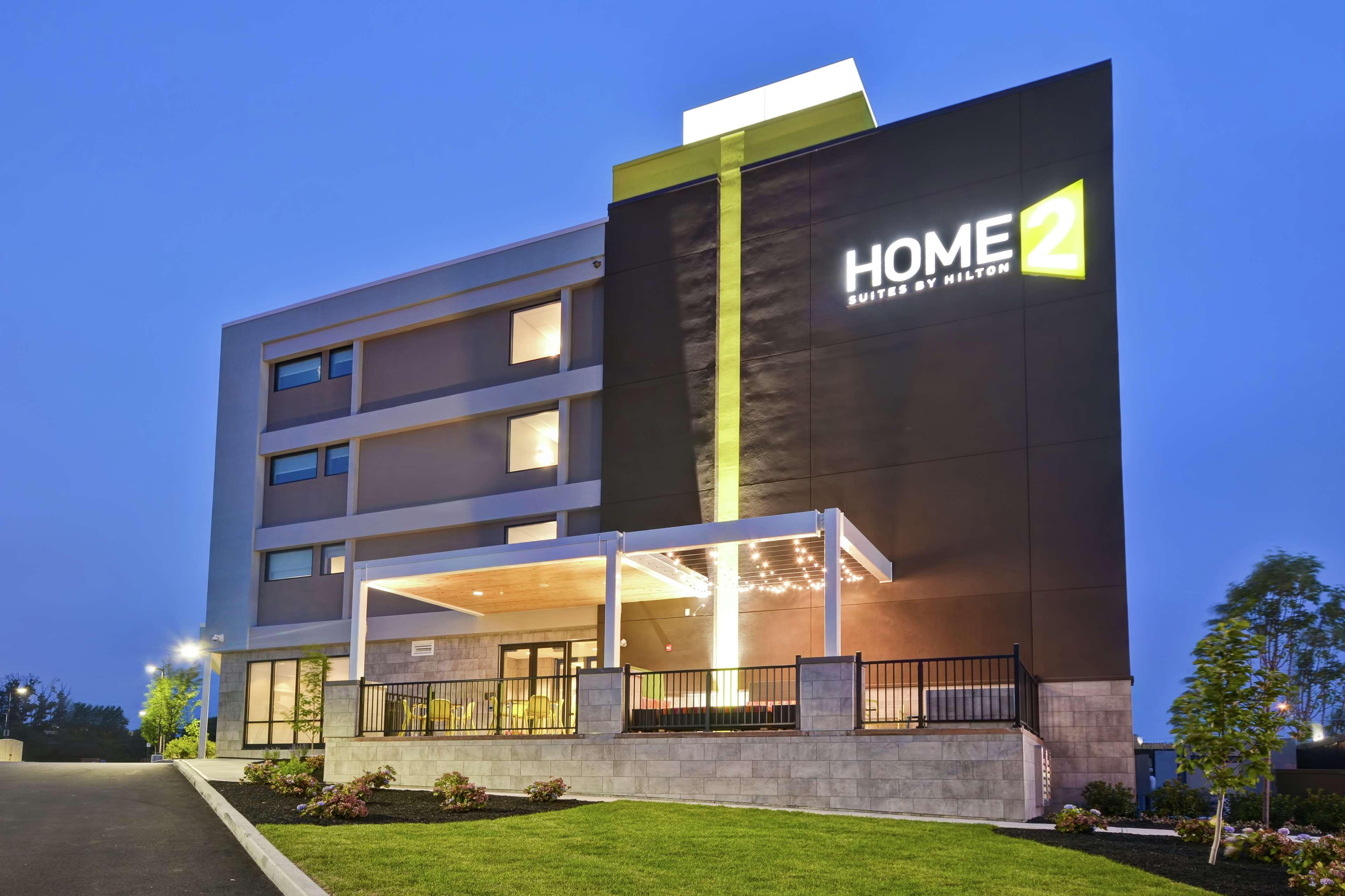 Home2 Suites By Hilton Portland Airport South Portland Exteriör bild