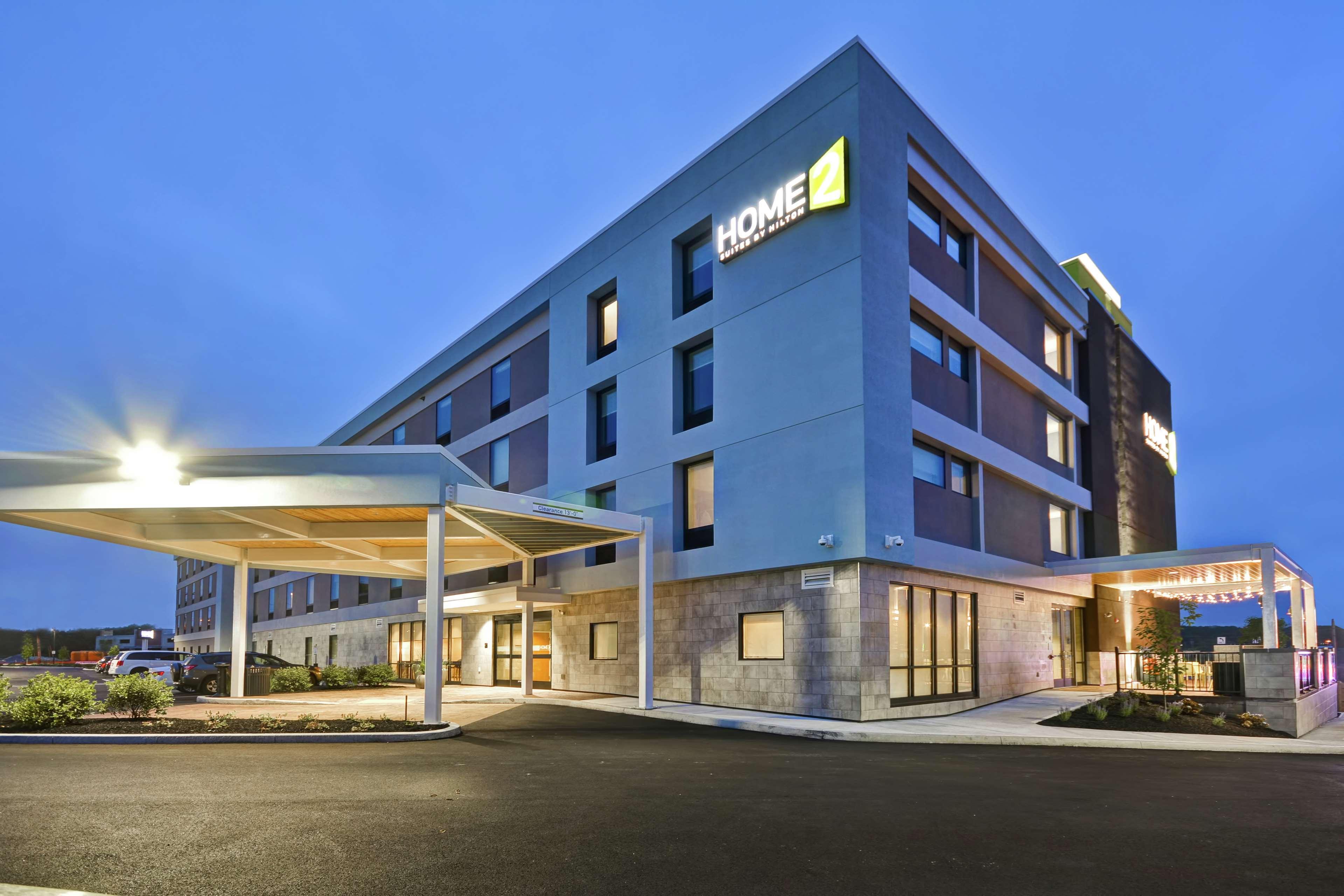 Home2 Suites By Hilton Portland Airport South Portland Exteriör bild